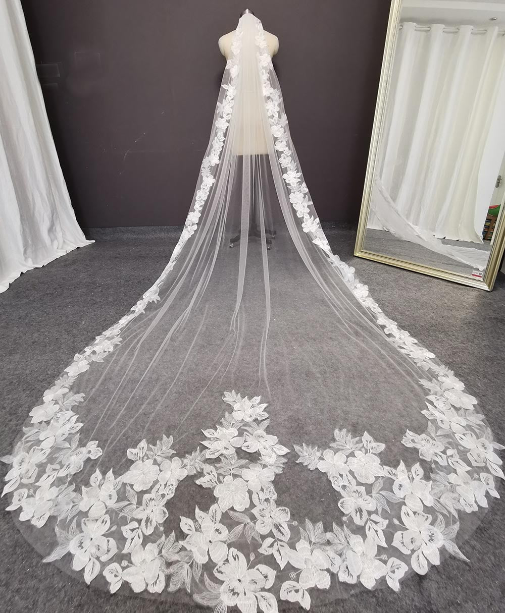 Beautiful Flower Lace Wedding Veil 3 Meters 1 Layer Soft Tulle